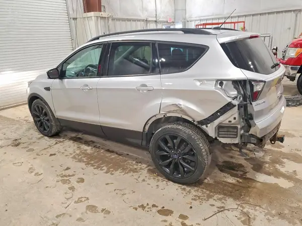1FMCU9G91HUB75660 2017 FORD ESCAPE - Image 2