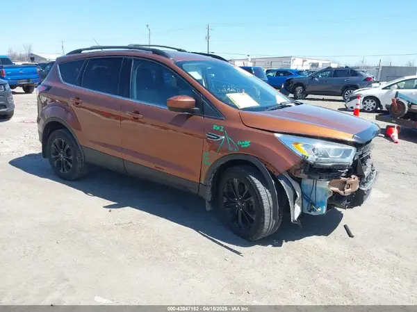 1FMCU9G91HUB83435 2017 FORD ESCAPE - Image 1