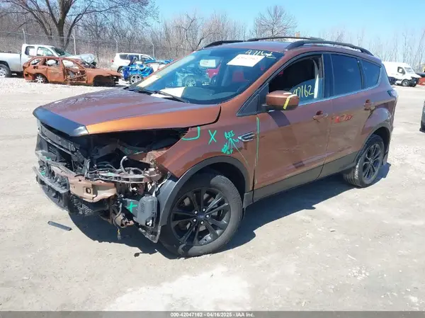 1FMCU9G91HUB83435 2017 FORD ESCAPE - Image 2