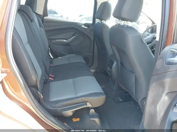 1FMCU9G91HUB83435 2017 FORD ESCAPE - Image 8