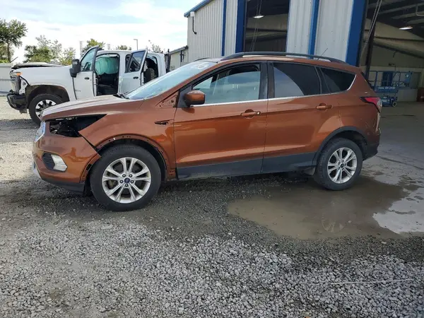 1FMCU9G91HUB98307 2017 FORD ESCAPE - Image 1