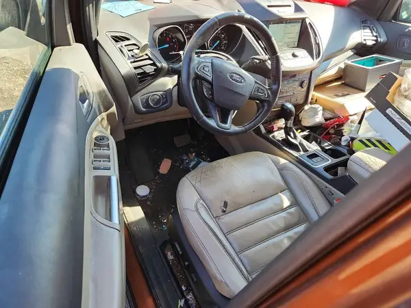 1FMCU9G91HUC06129 2017 FORD ESCAPE - Image 8