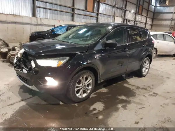 1FMCU9G91HUC39440 2017 FORD ESCAPE - Image 2