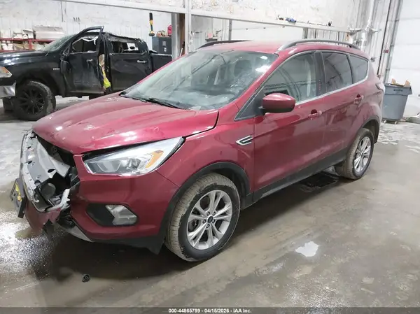 1FMCU9G91HUC51961 2017 FORD ESCAPE - Image 2