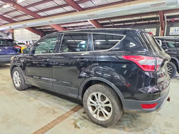1FMCU9G91HUC53189 2017 FORD ESCAPE - Image 2