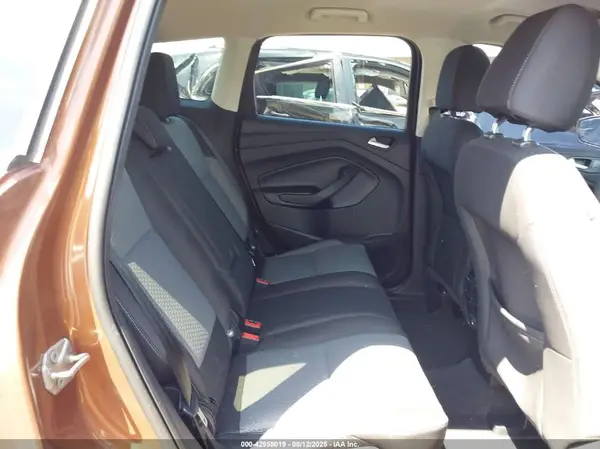 1FMCU9G91HUC53323 2017 FORD ESCAPE - Image 8