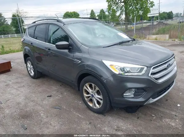 1FMCU9G91HUD19031 2017 FORD ESCAPE - Image 1