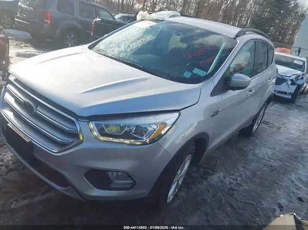 1FMCU9G91HUD32345 2017 FORD ESCAPE - Image 2
