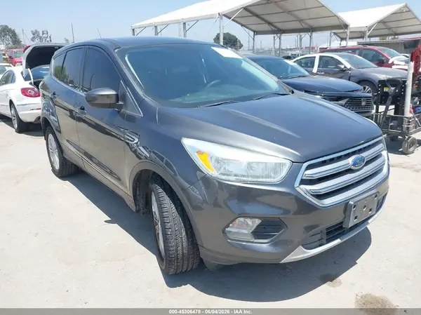 1FMCU9G91HUD44933 2017 FORD ESCAPE - Image 1