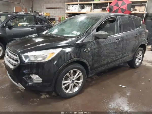 1FMCU9G91HUD47895 2017 FORD ESCAPE - Image 2