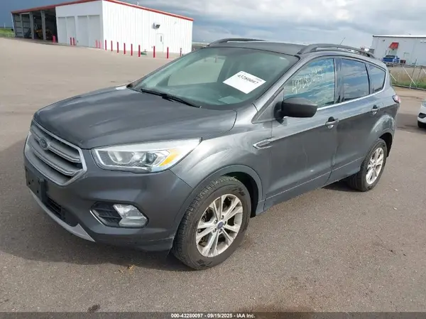 1FMCU9G91HUD96062 2017 FORD ESCAPE - Image 2
