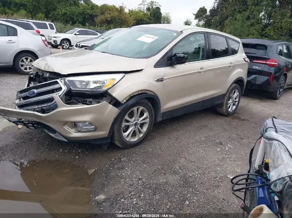 1FMCU9G91HUE30968 2017 FORD ESCAPE - Image 2