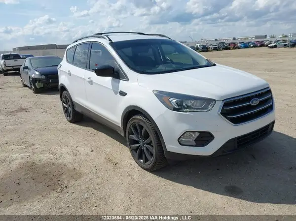 1FMCU9G91HUE99689 2017 FORD ESCAPE - Image 1