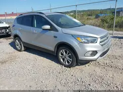 1FMCU9G91JUB48576 2018 FORD ESCAPE