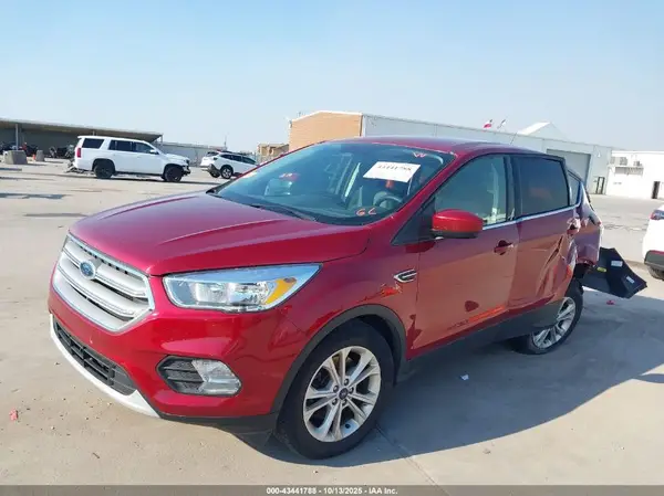1FMCU9G91KUC08454 2019 FORD ESCAPE - Image 2