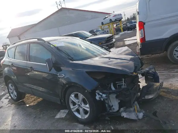 1FMCU9G92GUB85628 2016 FORD ESCAPE - Image 1