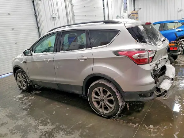 1FMCU9G92HUA00284 2017 FORD ESCAPE - Image 2