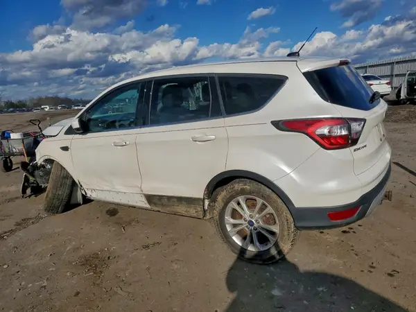 1FMCU9G92HUA76622 2017 FORD ESCAPE - Image 2