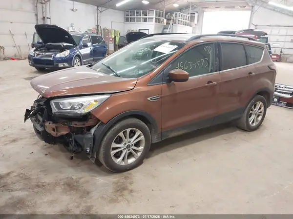 1FMCU9G92HUA78404 2017 FORD ESCAPE - Image 2