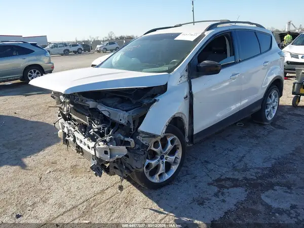 1FMCU9G92HUA81982 2017 FORD ESCAPE - Image 2