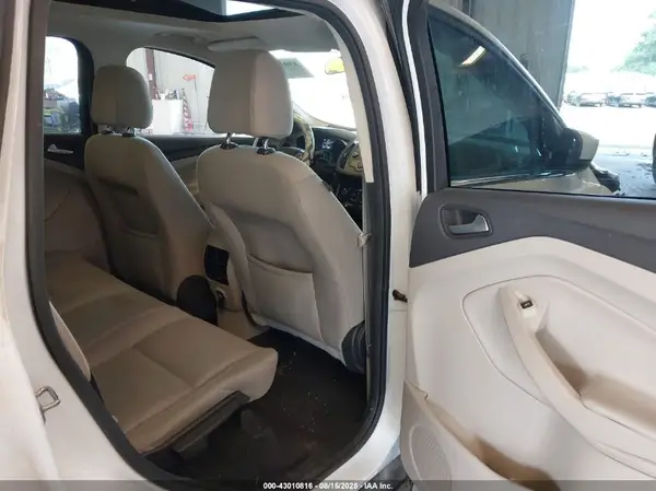 1FMCU9G92HUA90567 2017 FORD ESCAPE - Image 8