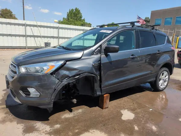 1FMCU9G92HUA95199 2017 FORD ESCAPE - Image 1