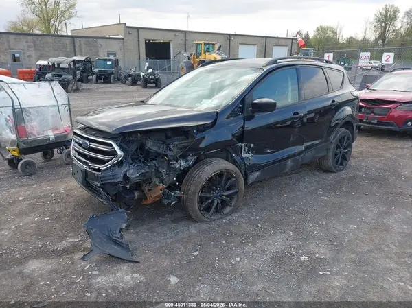 1FMCU9G92HUB13510 2017 FORD ESCAPE - Image 2