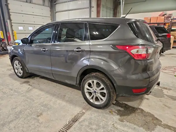 1FMCU9G92HUB44255 2017 FORD ESCAPE - Image 2