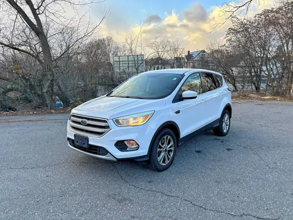 1FMCU9G92HUB75120 2017 FORD ESCAPE - Image 2