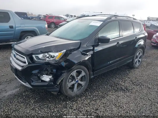1FMCU9G92HUB81953 2017 FORD ESCAPE - Image 2