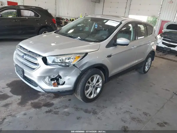 1FMCU9G92HUC03370 2017 FORD ESCAPE - Image 2