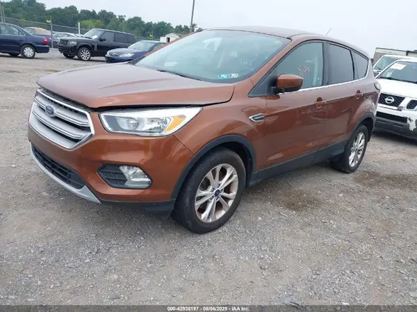 1FMCU9G92HUC41097 2017 FORD ESCAPE - Image 2