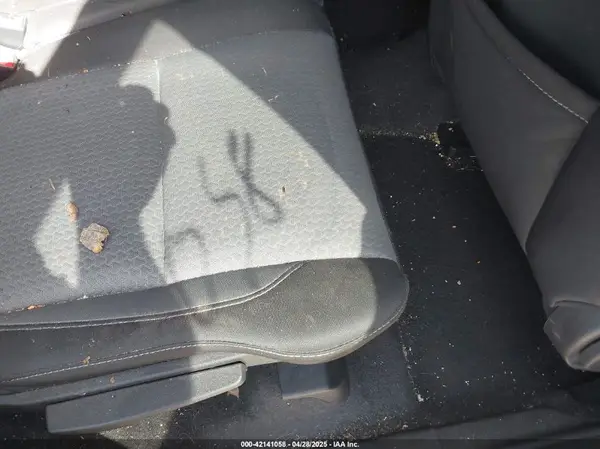 1FMCU9G92HUC75928 2017 FORD ESCAPE - Image 8