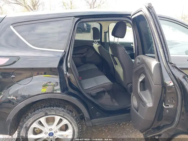 1FMCU9G92HUC81471 2017 FORD ESCAPE - Image 8