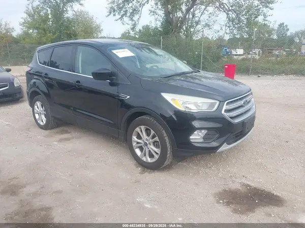 1FMCU9G92HUD43368 2017 FORD ESCAPE - Image 1