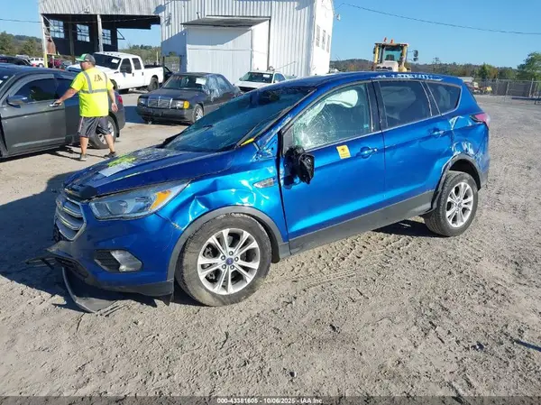 1FMCU9G92HUE32423 2017 FORD ESCAPE - Image 2