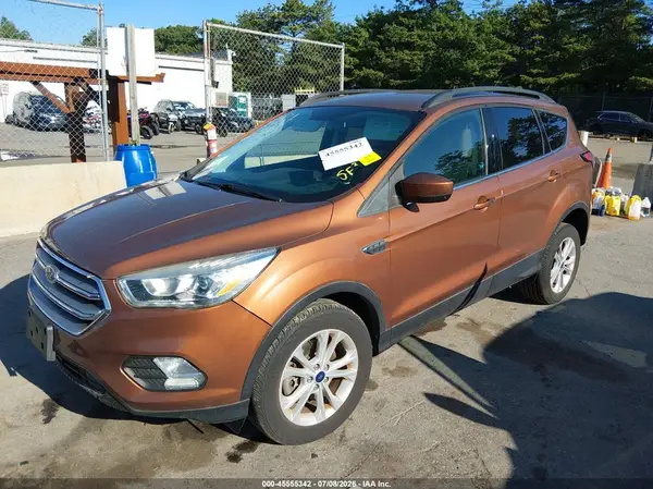 1FMCU9G92HUF00574 2017 FORD ESCAPE - Image 2