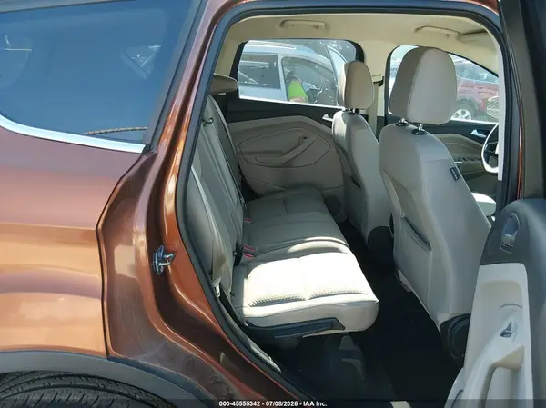 1FMCU9G92HUF00574 2017 FORD ESCAPE - Image 8