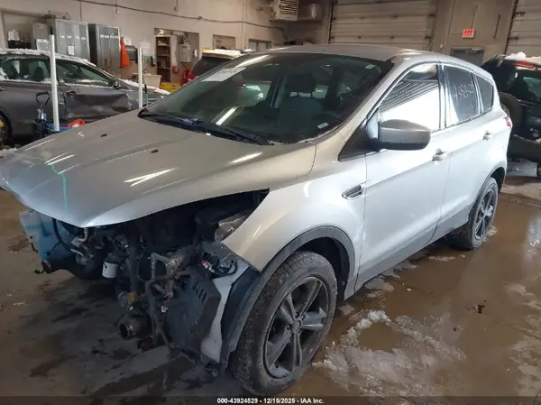 1FMCU9G93GUA14368 2016 FORD ESCAPE - Image 2