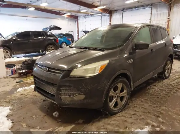 1FMCU9G93GUA22521 2016 FORD ESCAPE - Image 2