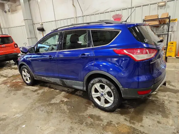 1FMCU9G93GUA37715 2016 FORD ESCAPE - Image 2