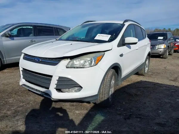 1FMCU9G93GUA45717 2016 FORD ESCAPE - Image 2
