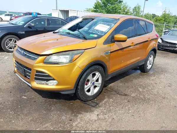 1FMCU9G93GUB53609 2016 FORD ESCAPE - Image 2