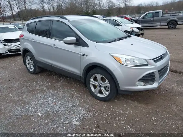 1FMCU9G93GUC50745 2016 FORD ESCAPE - Image 1
