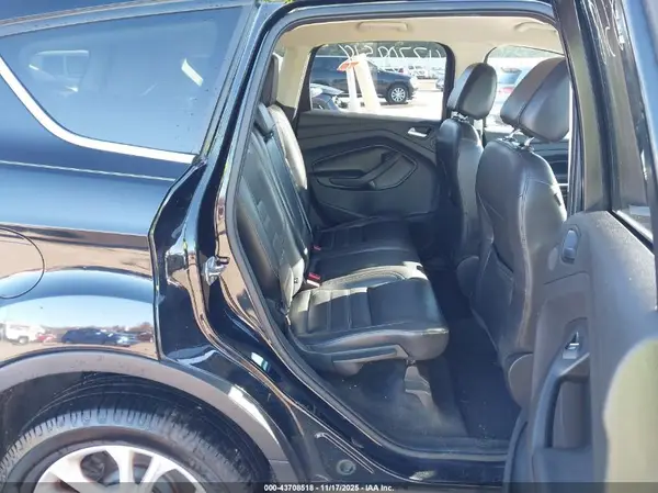 1FMCU9G93HUA37926 2017 FORD ESCAPE - Image 8