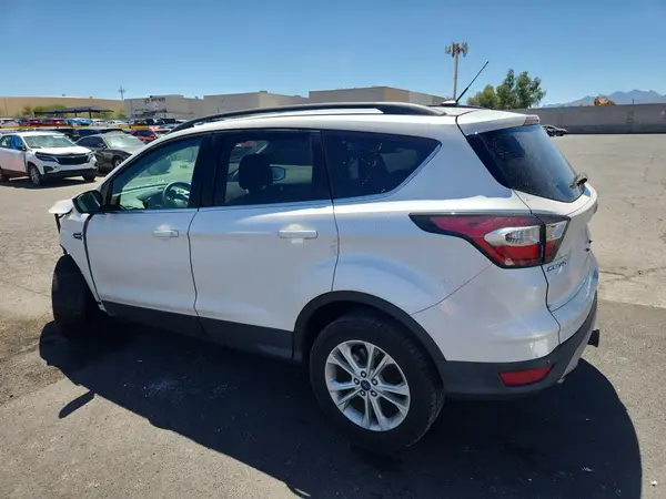 1FMCU9G93HUA47453 2017 FORD ESCAPE - Image 2