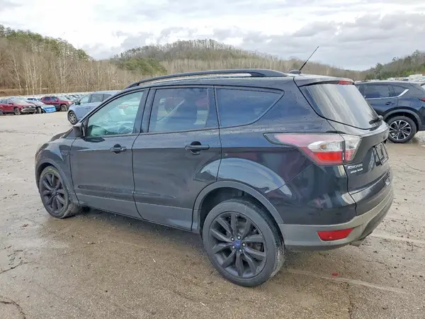 1FMCU9G93HUA48358 2017 FORD ESCAPE - Image 2