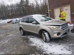 1FMCU9G93HUA63412 2017 FORD ESCAPE