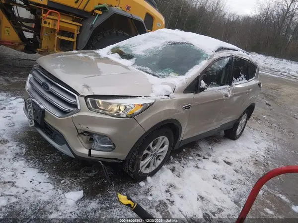 1FMCU9G93HUA63412 2017 FORD ESCAPE - Image 2