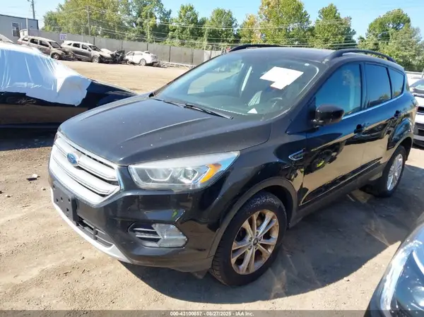 1FMCU9G93HUA73664 2017 FORD ESCAPE - Image 2